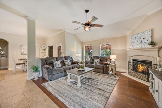 104 Lost Colt Drive, Mclendon Chisholm, TX 75032