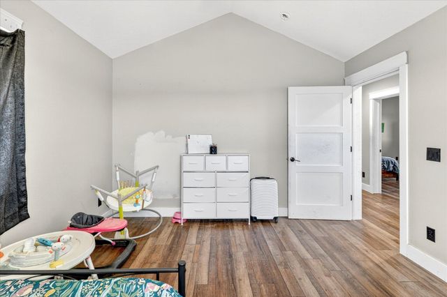 6752 N Farm Road 141, Springfield, MO 65803