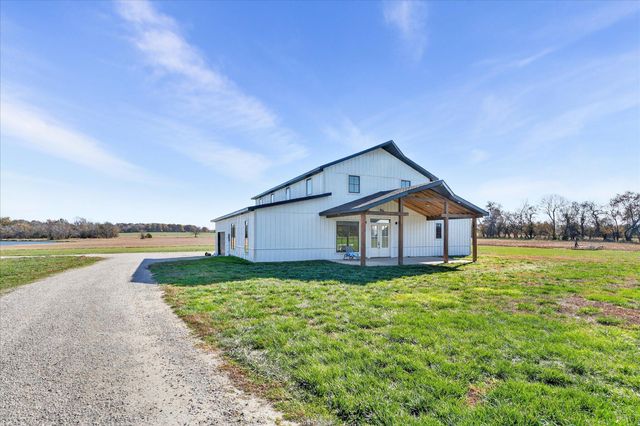 6752 N Farm Road 141, Springfield, MO 65803