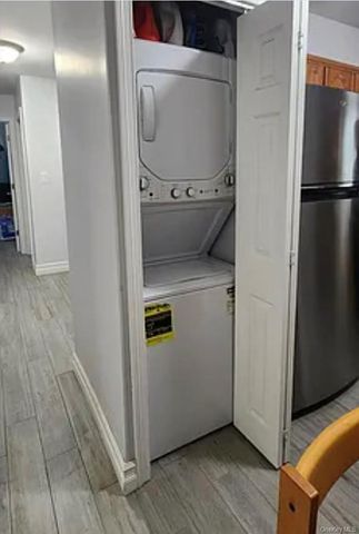 15 Sagamore Road 1st Floor, Island Park, NY 11558