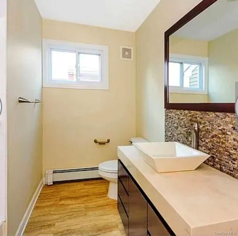 15 Sagamore Road 1st Floor, Island Park, NY 11558