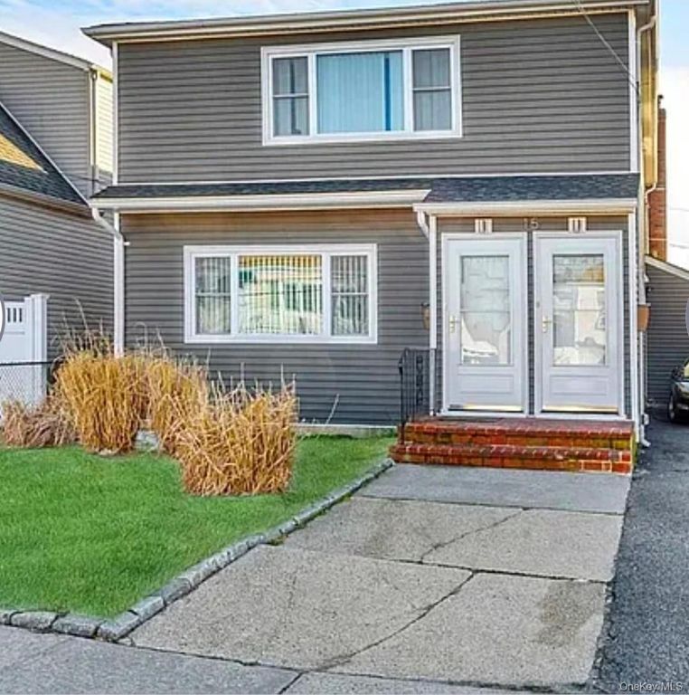 15 Sagamore Road 1st Floor, Island Park, NY 11558