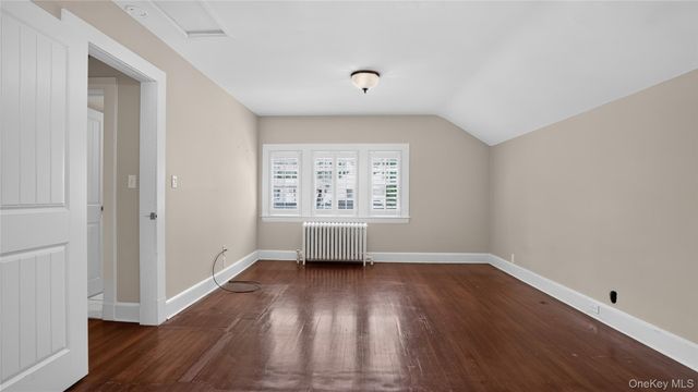 1058 Plandome Road, Manhasset, NY 11030