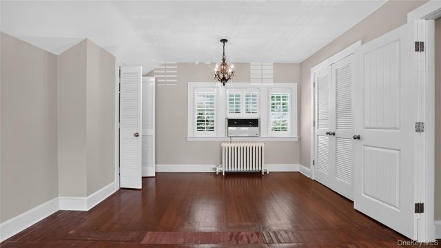 1058 Plandome Road, Manhasset, NY 11030
