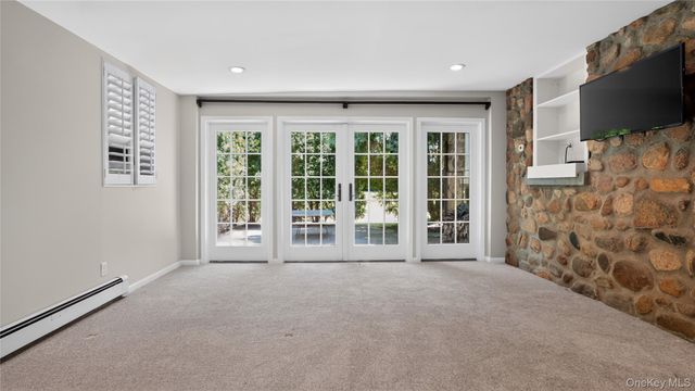 1058 Plandome Road, Manhasset, NY 11030