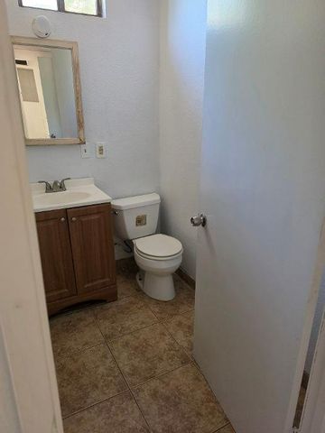 3247 E Butler Avenue, Fresno, CA 93702