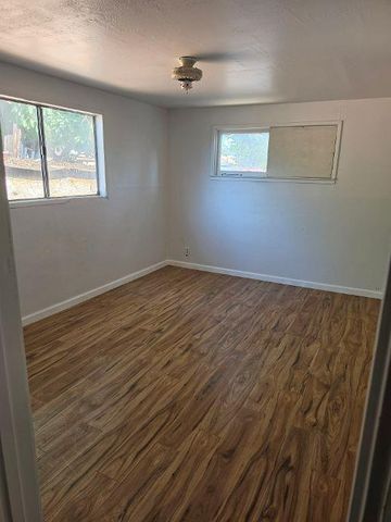 3247 E Butler Avenue, Fresno, CA 93702