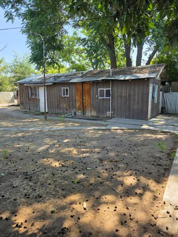 3247 E Butler Avenue, Fresno, CA 93702