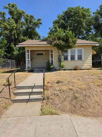 3247 E Butler Avenue, Fresno, CA 93702