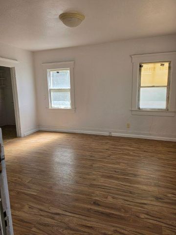 3247 E Butler Avenue, Fresno, CA 93702