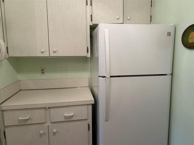 6263 NE 19th Avenue 906, Fort Lauderdale, FL 33308
