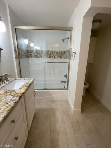 2559 Plaza Del Amo, Torrance, CA 90503