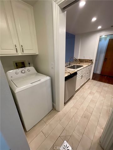2559 Plaza Del Amo, Torrance, CA 90503
