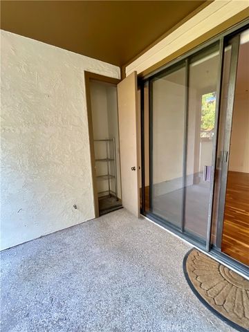 2559 Plaza Del Amo, Torrance, CA 90503
