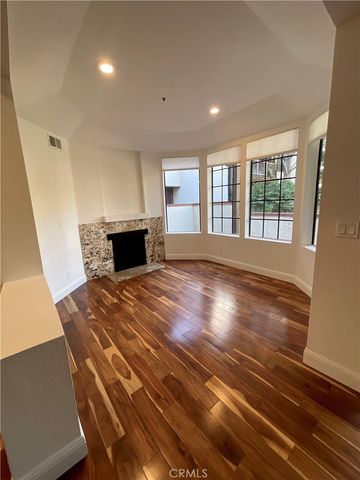 2559 Plaza Del Amo, Torrance, CA 90503