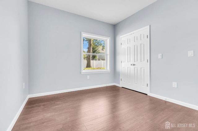 22 Parkerson Road, Edison, NJ 08817