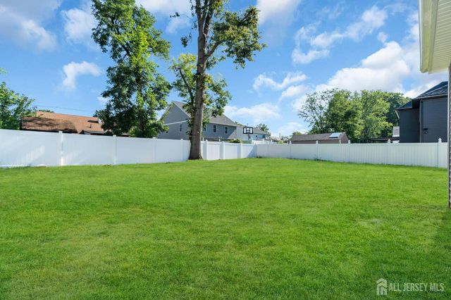 22 Parkerson Road, Edison, NJ 08817