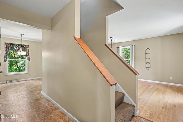 30 Oak View Drive, Moreau, NY 12828