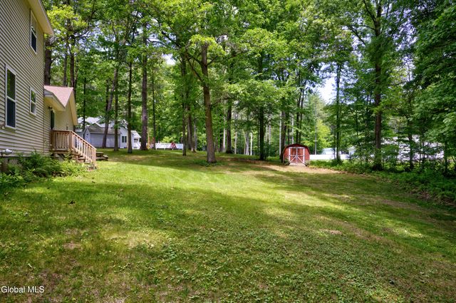 30 Oak View Drive, Moreau, NY 12828