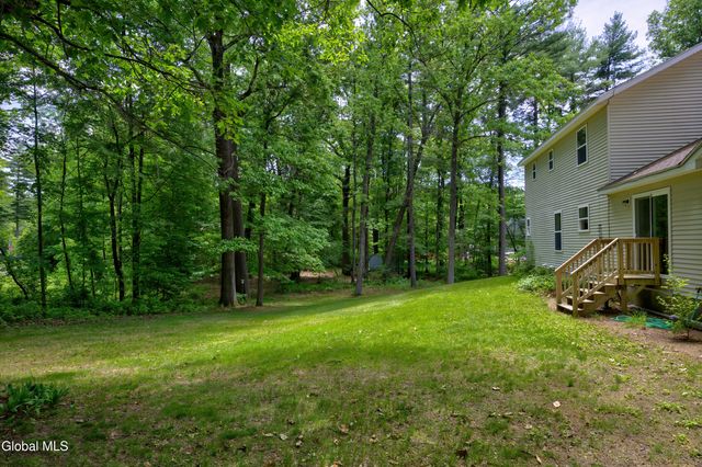30 Oak View Drive, Moreau, NY 12828