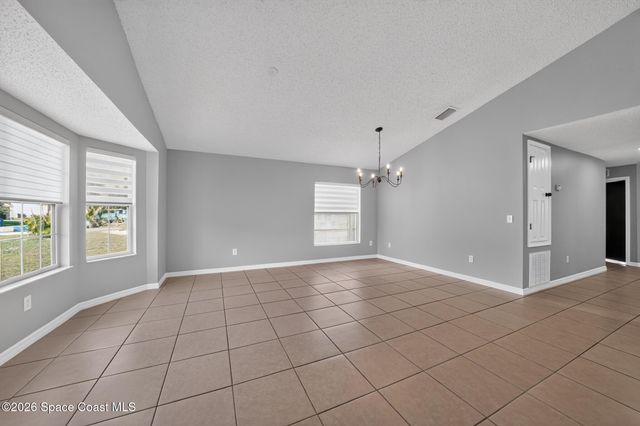 415 Freeman Road NW, Palm Bay, FL 32907