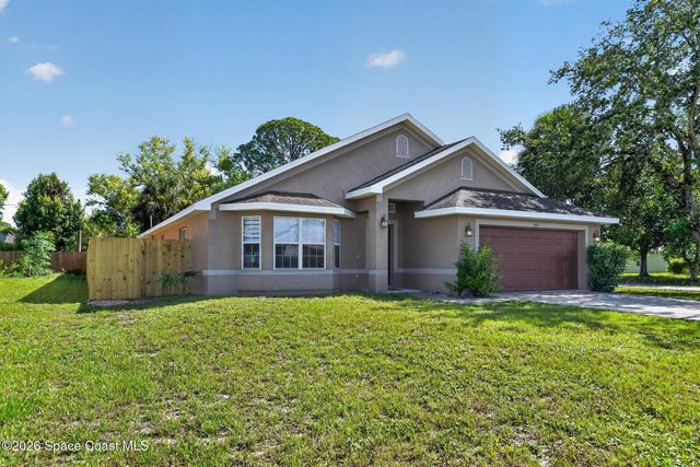 415 Freeman Road NW, Palm Bay, FL 32907