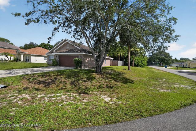 415 Freeman Road NW, Palm Bay, FL 32907
