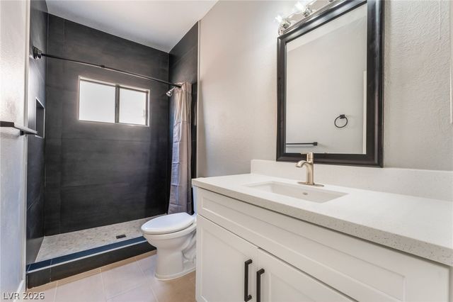 5689 East Lake Mead Boulevard 2, Las Vegas, NV 89156