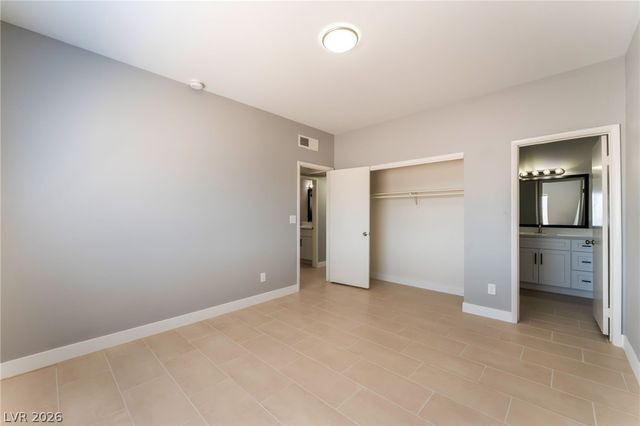 5689 East Lake Mead Boulevard 2, Las Vegas, NV 89156