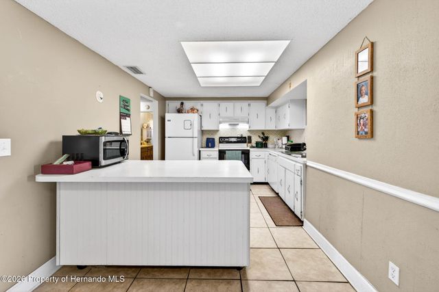 8411 Gibralter Street, Spring Hill, FL 34608