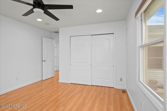 19 Crane Way, Toms River, NJ 08753