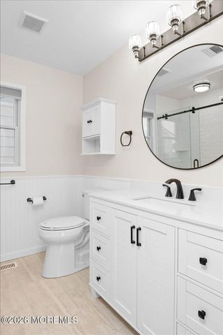 19 Crane Way, Toms River, NJ 08753