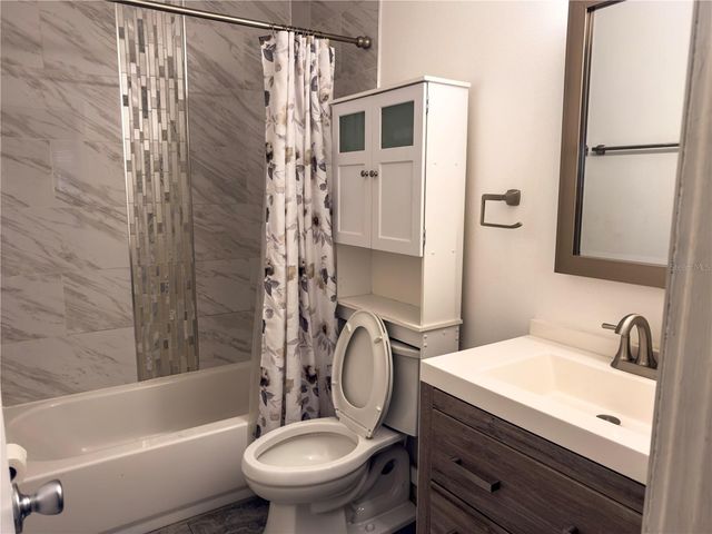 1204 23RD AVENUE W, Palmetto, FL 34221
