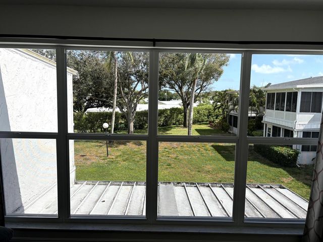 2825 SW 13th Street 204, Delray Beach, FL 33445