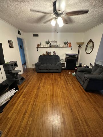 2013 17th Street, Garland, TX 75041