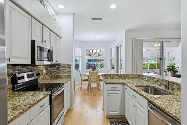 6726 W COUNTRY CLUB LANE, Sarasota, FL 34243