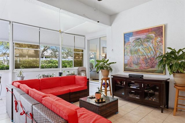 6726 W COUNTRY CLUB LANE, Sarasota, FL 34243