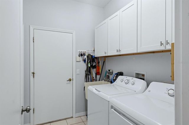 6726 W COUNTRY CLUB LANE, Sarasota, FL 34243