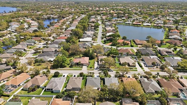 6726 W COUNTRY CLUB LANE, Sarasota, FL 34243