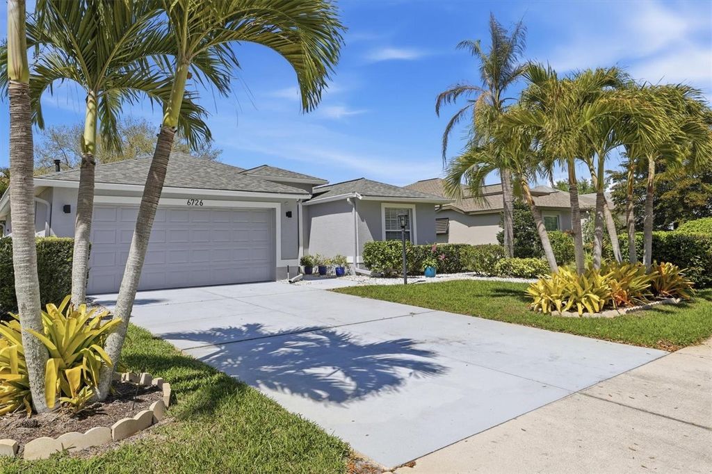 6726 W COUNTRY CLUB LANE, Sarasota, FL 34243