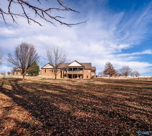 626 Beth Road, New Market, AL 35761