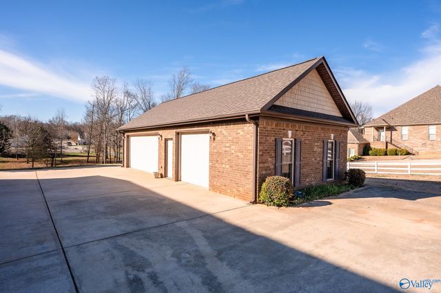 626 Beth Road, New Market, AL 35761