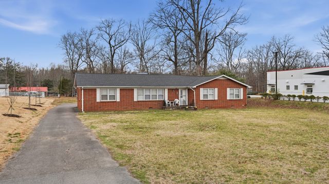 1505 N Jackson St, Tullahoma, TN 37388
