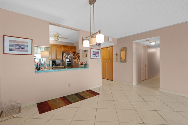 7401 BAY ISLAND DRIVE S 337, South Pasadena, FL 33707