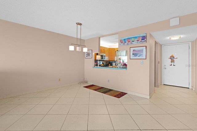 7401 BAY ISLAND DRIVE S 337, South Pasadena, FL 33707