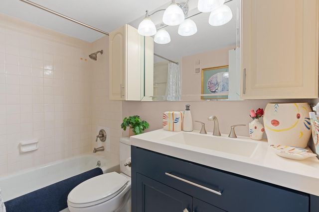 7401 BAY ISLAND DRIVE S 337, South Pasadena, FL 33707