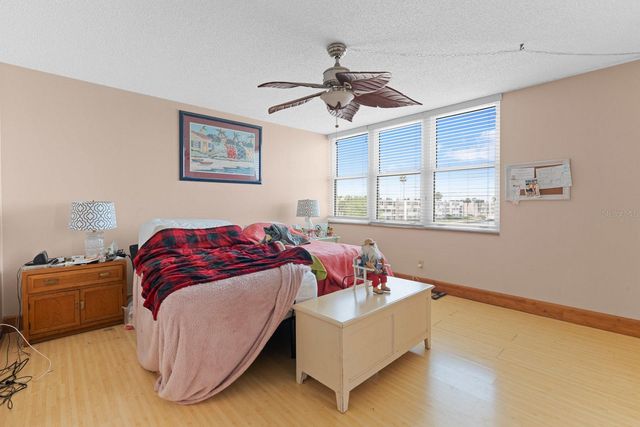 7401 BAY ISLAND DRIVE S 337, South Pasadena, FL 33707