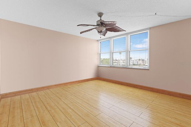 7401 BAY ISLAND DRIVE S 337, South Pasadena, FL 33707