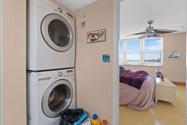 7401 BAY ISLAND DRIVE S 337, South Pasadena, FL 33707