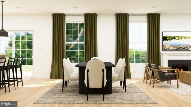 13 RED BARN LN, Bordentown, NJ 08505